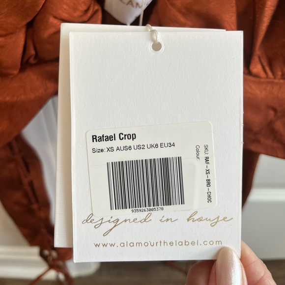 NWT Alamour the Label Rust Puff Rafael Top - Picture 5 of 6
